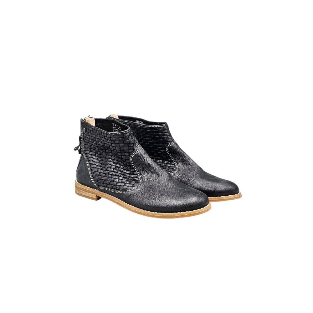Hush Puppies Women's Size 9 US NWOB Adee Black Woven Leather Block Heel Booties
